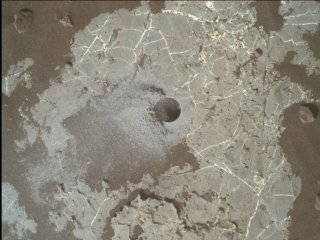 Curiosity обнаружил образцы с поверхности Марса, богатые углеродом 