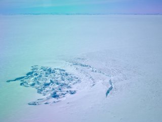 В Гренландии пропали два подледных озера