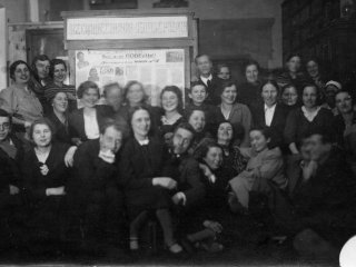 ''Все силы, все знания – обороне Родины!'' Cотрудники ФИАН в Казанском университете, 8 марта 1943 года