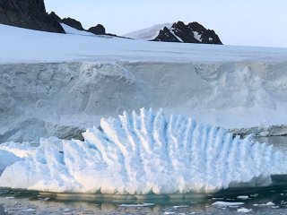 С 1992 года Антарктида потеряла 3 триллиона тонн льда