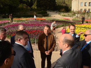 Делегация из Сирии с дружественным визитом в Никитском ботаническом саду