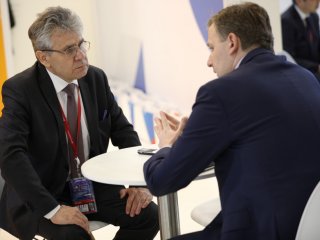 Президент РАН дает интервью РИА Новостям