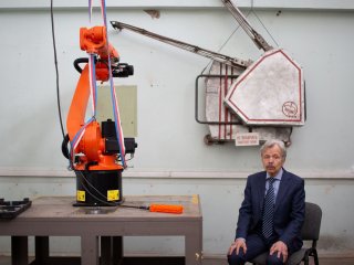 Член-корреспондент РАН Н.Н. Болотник: «Роботы – помощники, но не замена человека» 