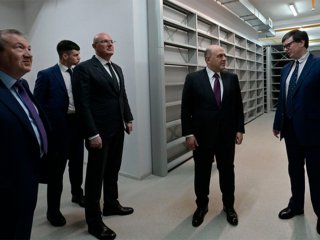 Михаил Мишустин посетил ИНИОН РАН. Фото: сайт Правительства РФ
