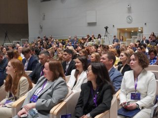 Пленарное заседание XX Международной школы-практикума молодых ученых-юристов прошло в Инновационном центре «Сколково» 14 мая. Фото: Анастасия Жукова / «Научная Россия»