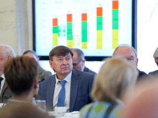 Президиум РАН заслушал доклады лауреатов Государственных премий в области науки и технологий 2025 г. Источник фото: Российская академия наук