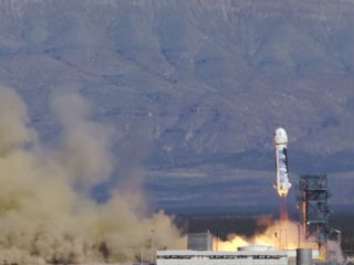 Blue Origin сумела во второй раз использовать ракету и вернуть ее на Землю