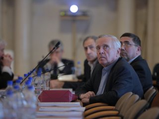 Академия отмечает 90-летие Жореса Алфёрова…