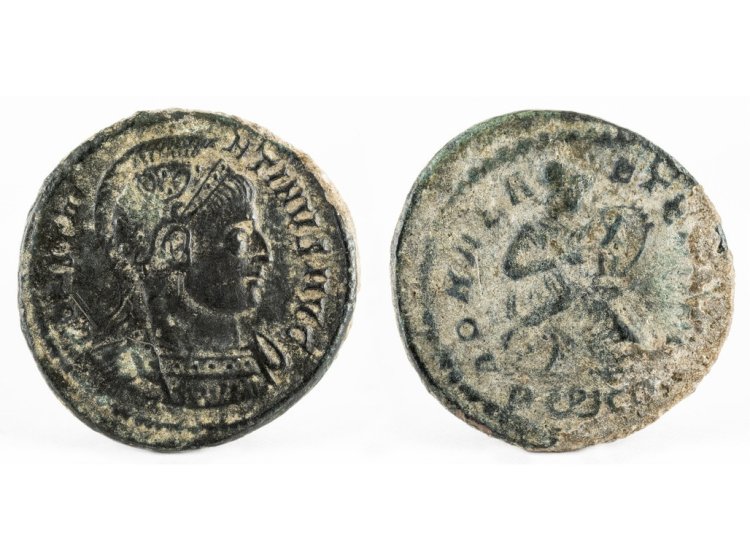 Старинные монеты. Фото: wirestock / фотобанк Freepik