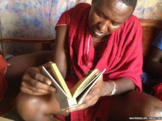 Книга, фильтрующая воду, убивает 99% бактерий