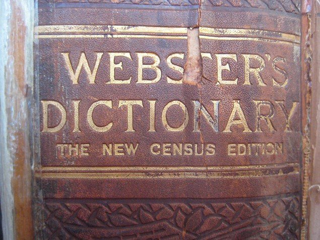 14 апреля 1818 года. Ноа Уэбстер выпустил первое издание «Американского словаря английского языка»