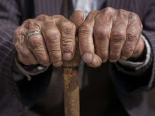 Процесс старения у людей вне крупных городов