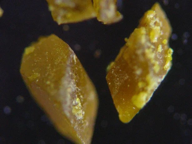Фото кристаллов в микроскопе