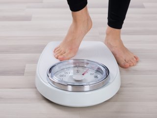 Потеря веса связана с нервными клетками в мозге. Фото: ru.123rf.com