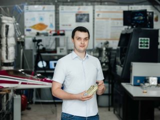 Доцент Исследовательской школы физики высокоэнергетических процессов Томского политехнического университета, кандидат физико-математических наук Дмитрий Владимирович Антонов. Фото: Александр Волков / пресс-служба ТПУ