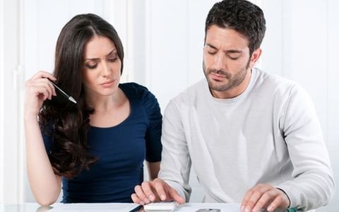 Как места работы мужа и жены влияют на вероятность развода