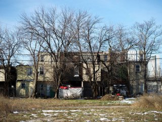 Бороться с преступностью можно с помощью газонокосилки