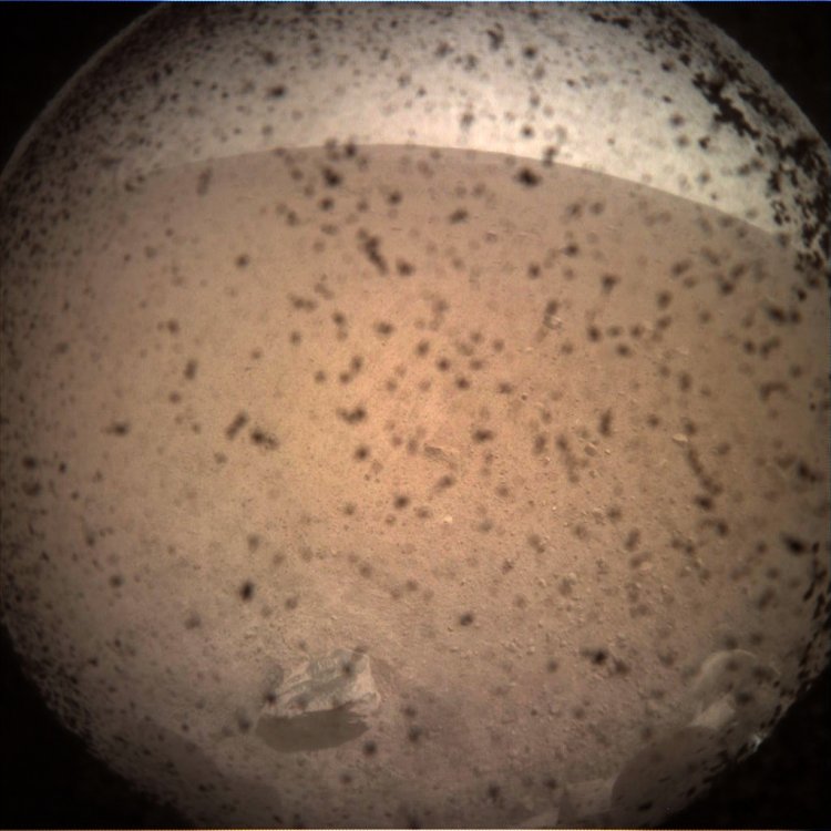 Аппарат НАСА InSight успешно произвел посадку на Марсе